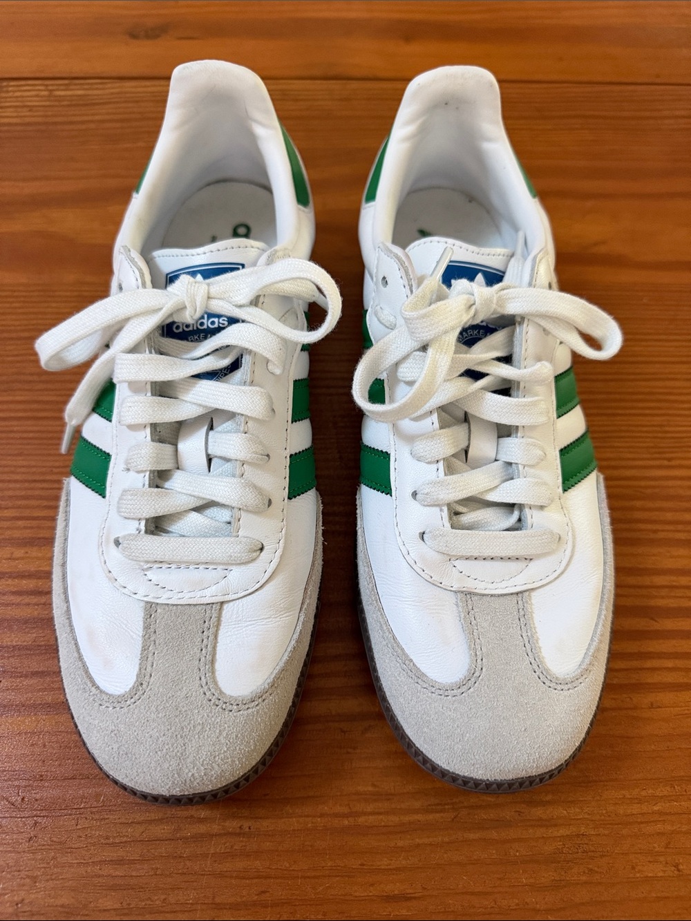 Adidas Samba OG White Sneakers with Green Three-Stripes, size 7.5